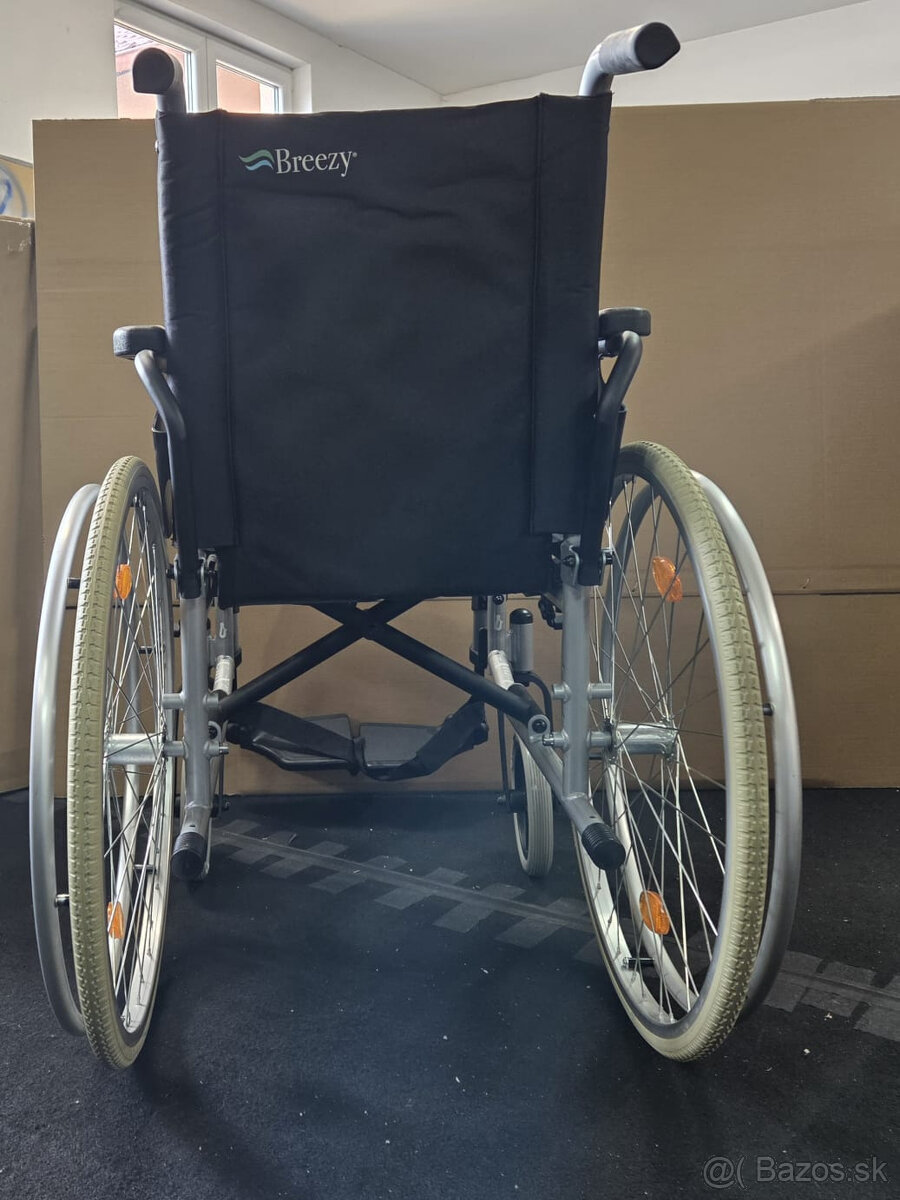 Odľahčený invalidný vozík mechanický skladací - 2