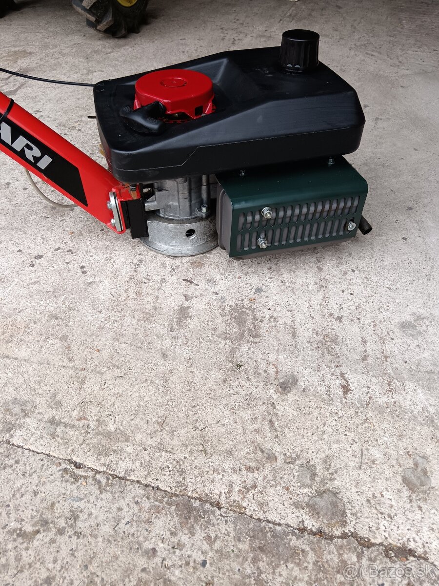 Motorová jednotka AGZAT- JIKOV - 2