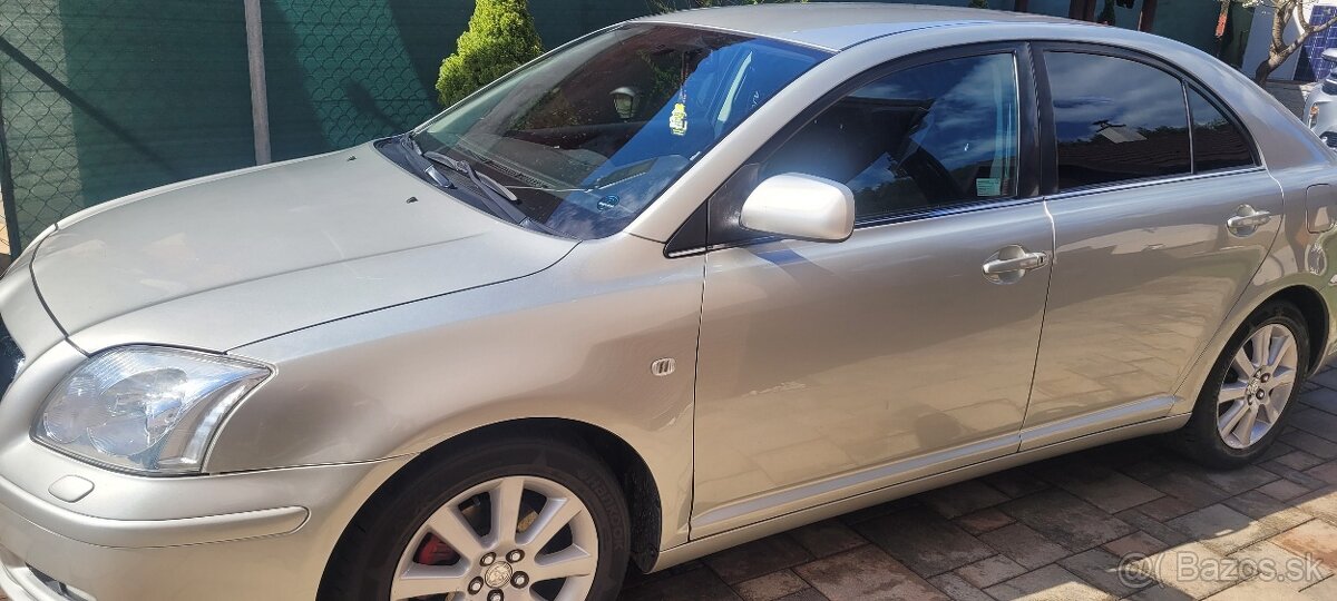 Toyota avensis t25 - 2