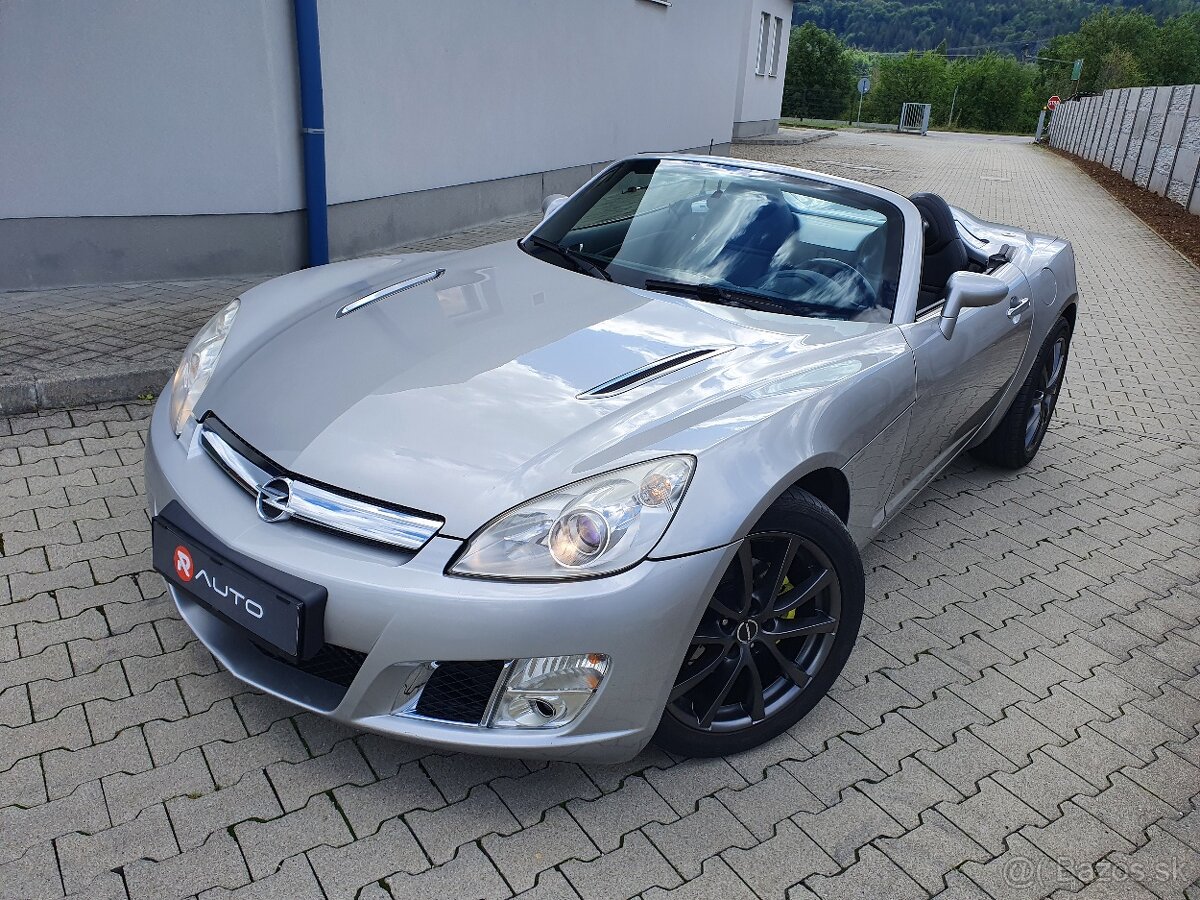 Opel GT 2.0 Turbo - 2