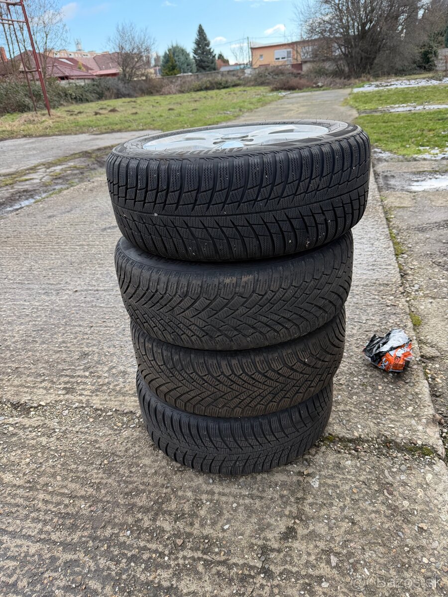 Komplet sada kolies Ford elektróny a pneu 205/55 R16 - 2