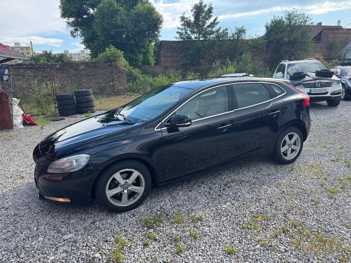 Volvo V40 1,6 diesel - 2