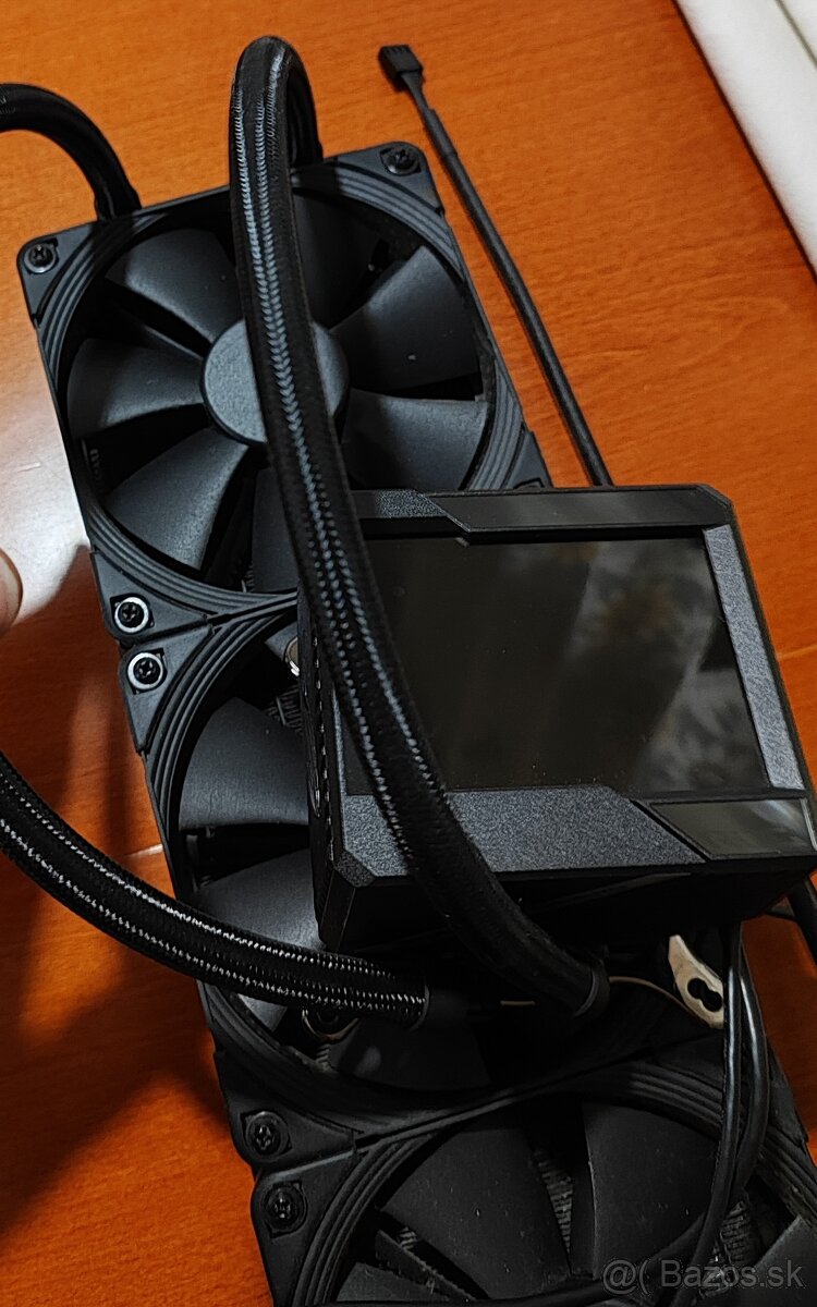 ASUS ROG Ryujin II. - 2