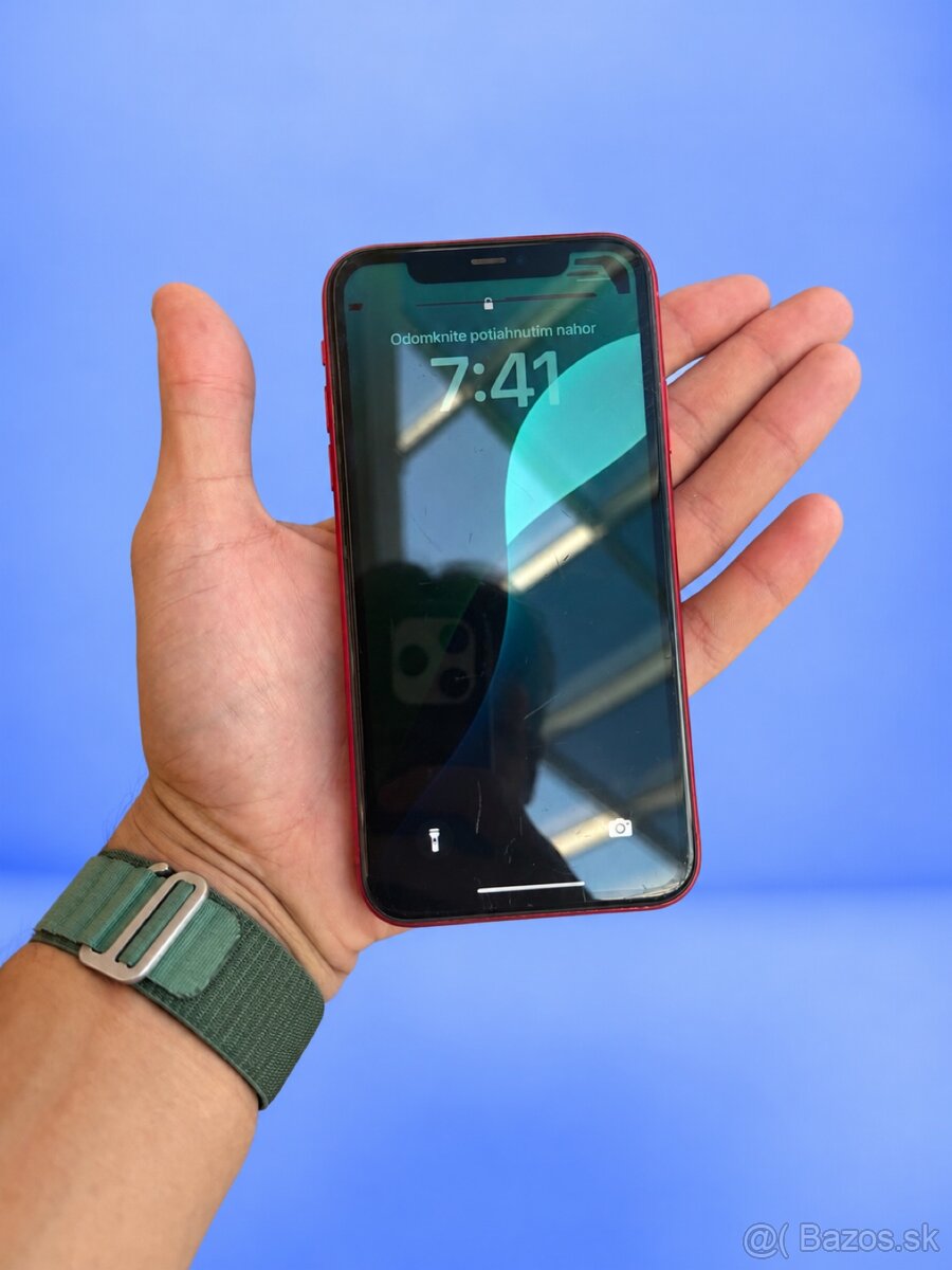 iPhone 11 64 GB. - 2