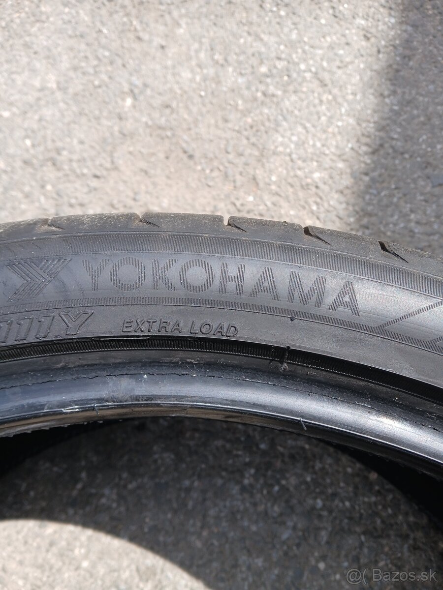 275/35 r23 - 2