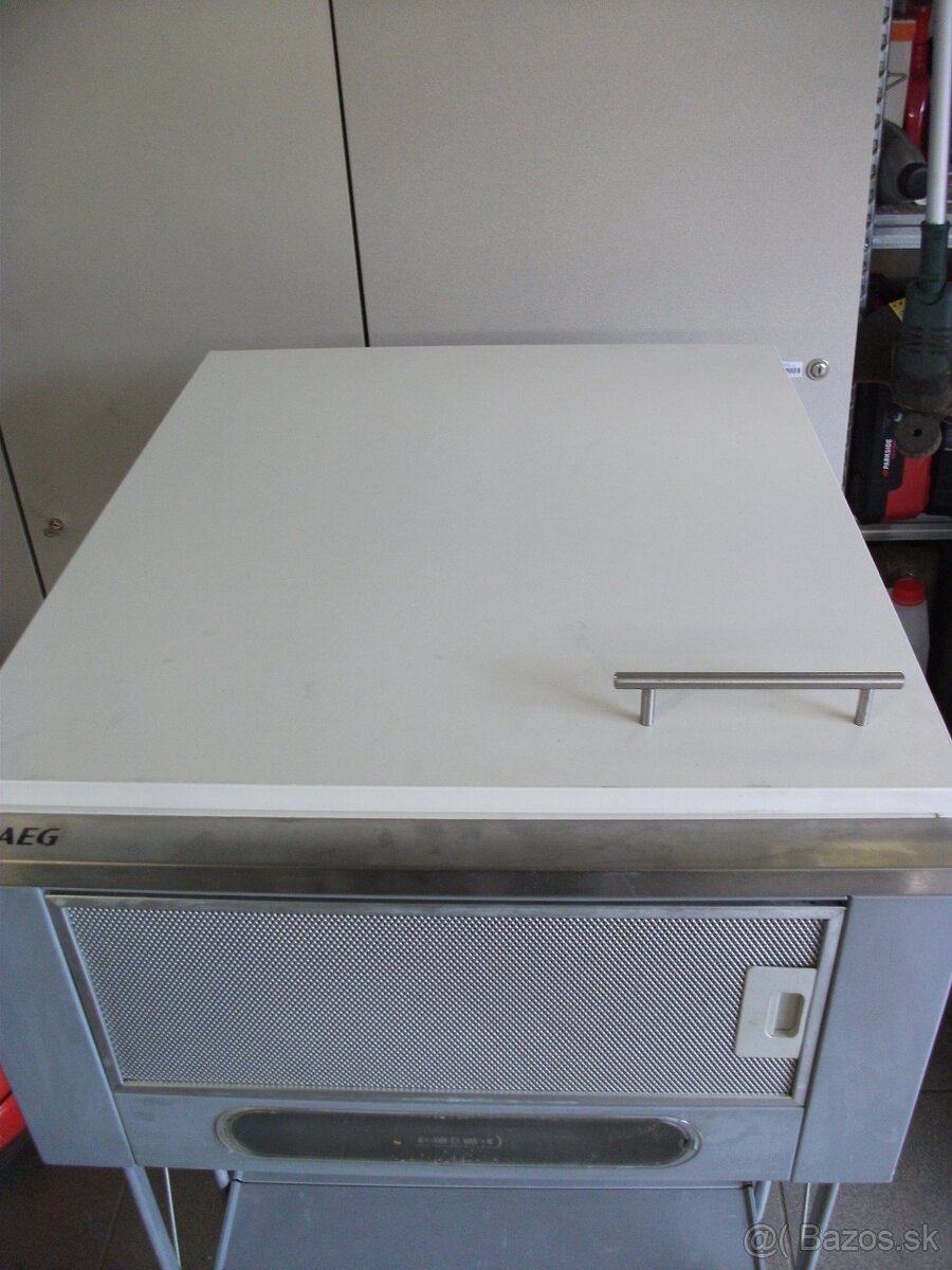 Predám digestor-odsávač pár zn.AEG. - 2