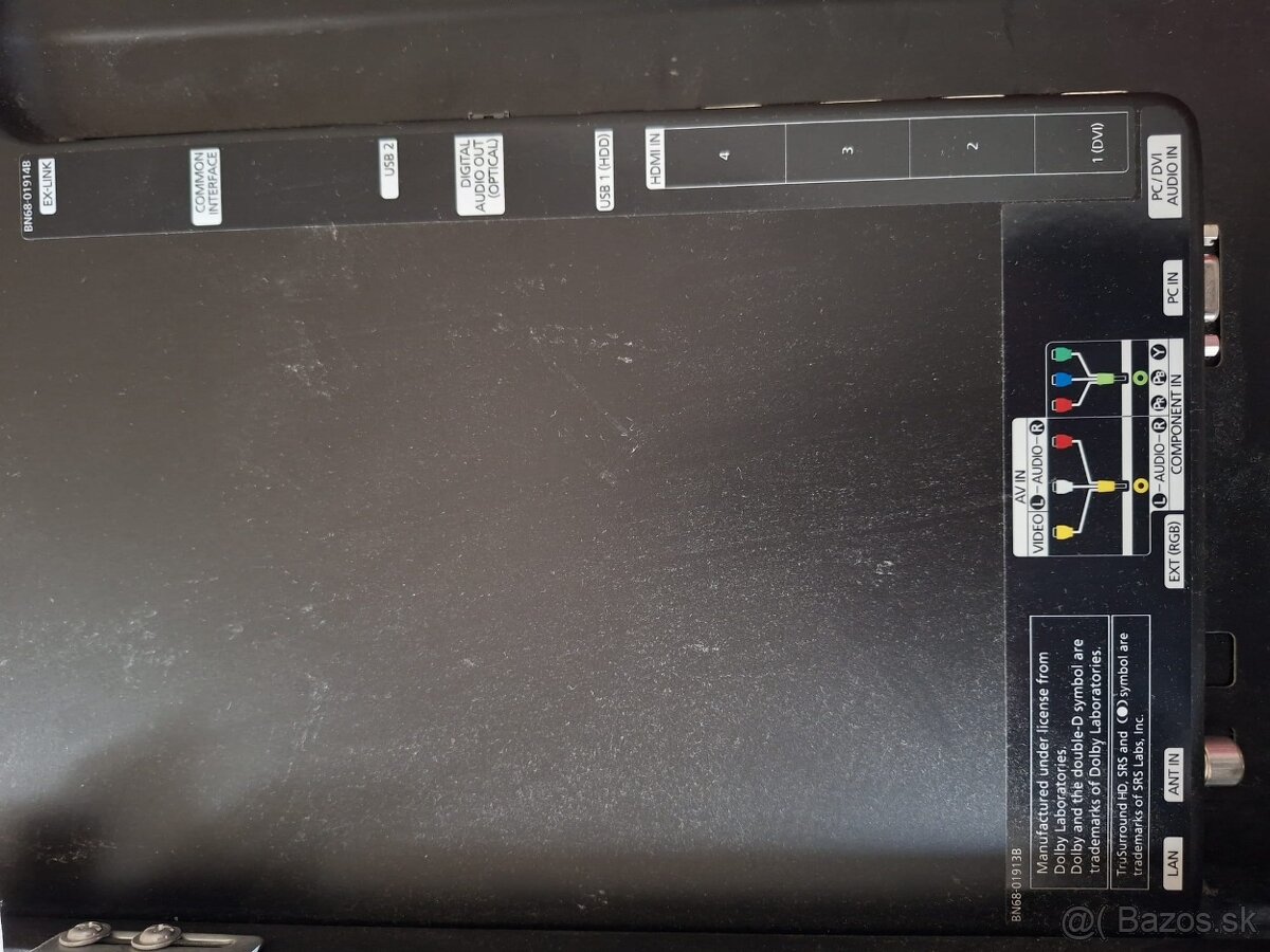 LED televízor Samsung, 40" (102cm) - 2