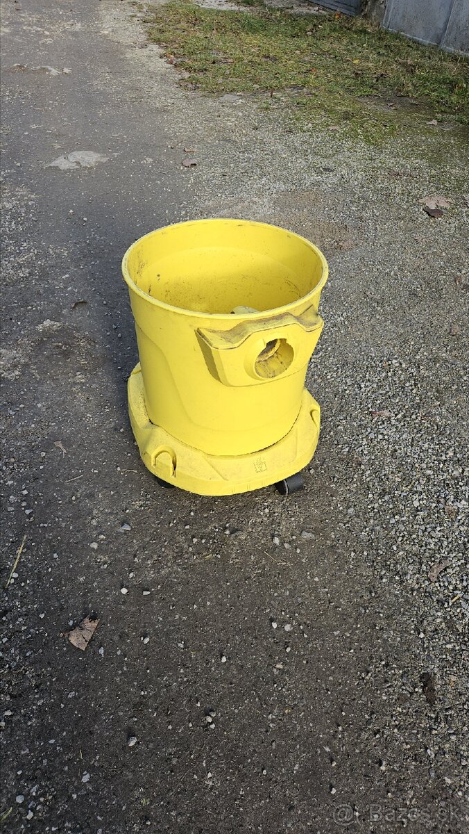 Kärcher WD3 nádoba s kolieskami - 2