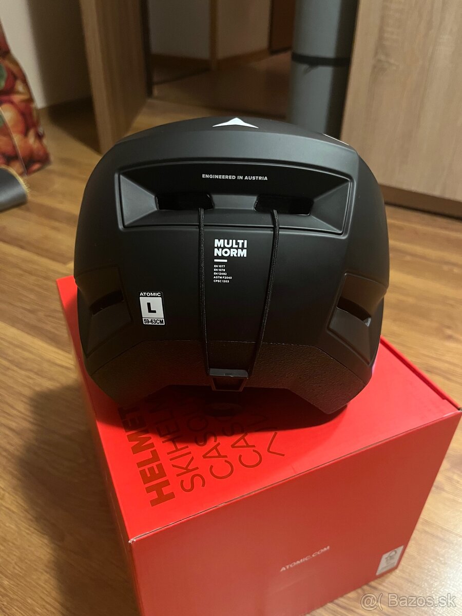 Predám lyžiarskú helmu Atomic Backland UL - 2