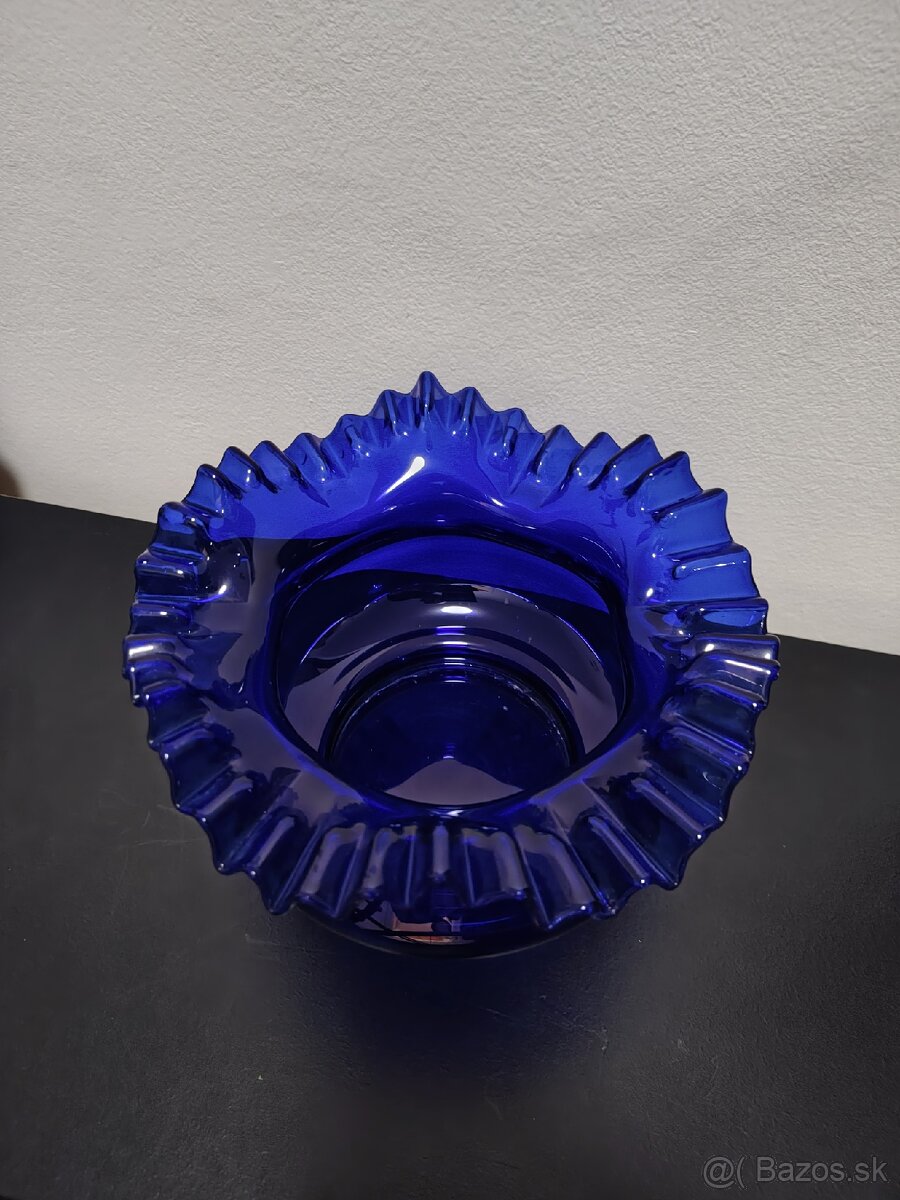 Váza modré sklo - 2
