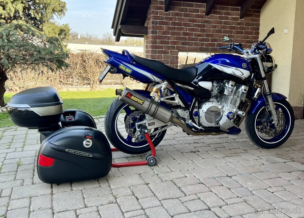 Yamaha XJR 1300 - 2