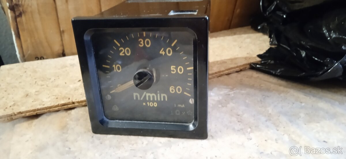 Merací prístroj - 2