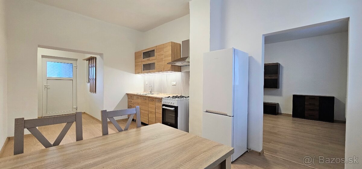 PNORF – priestranný 1i byt, 44 m2, 485,-€, Jarmočná ul. - 2