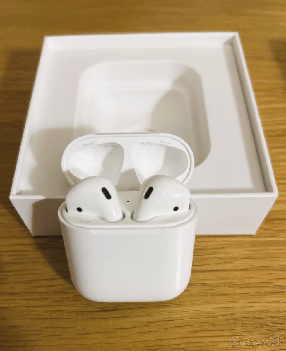 Apple AirPods_1.generácia - 2