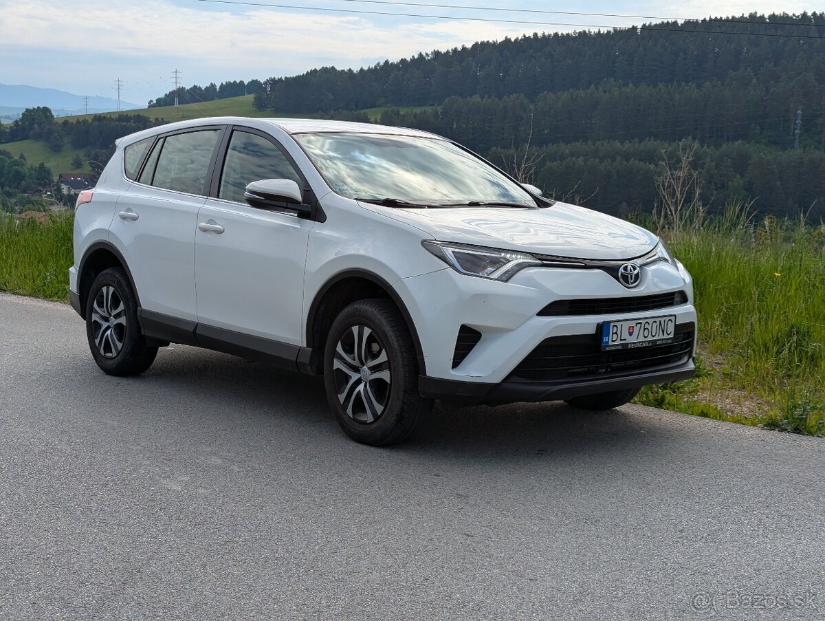 RAV4 2.0 l benzin 4x4 - 2