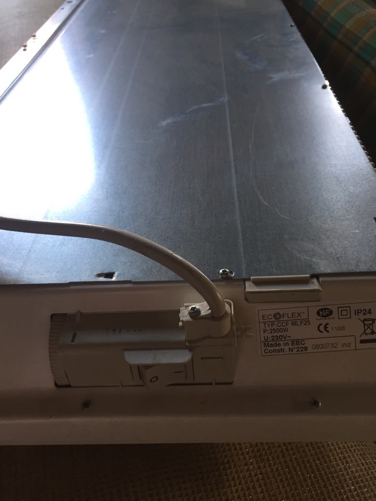 Predam el. ohrievač na stenu 220 240 V 2500 W - 2