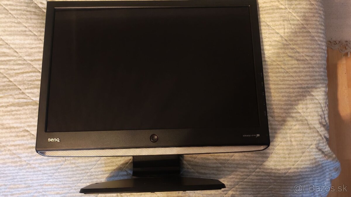 Predá LCD monitor BENQ E900WP - 2