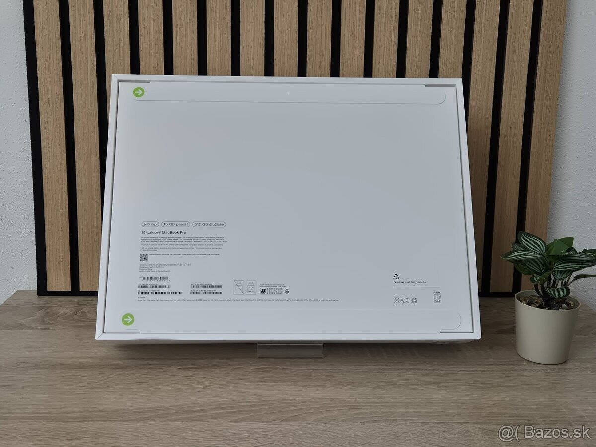 MacBook Pro 14" M4 10C+10C 16GB/512GB Silver | NOVÝ - 2