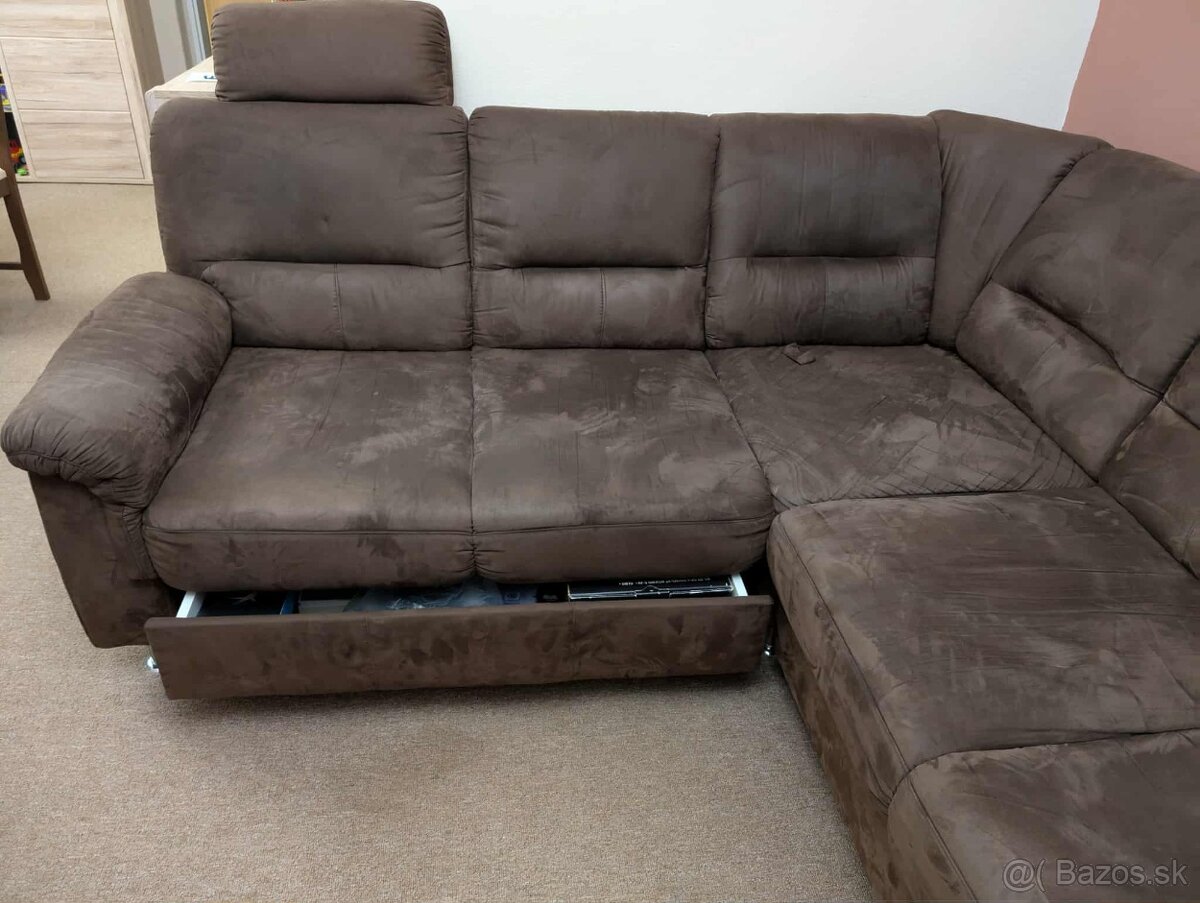 Pohodlný rozťahovací rohový gauč s kreslom - 2