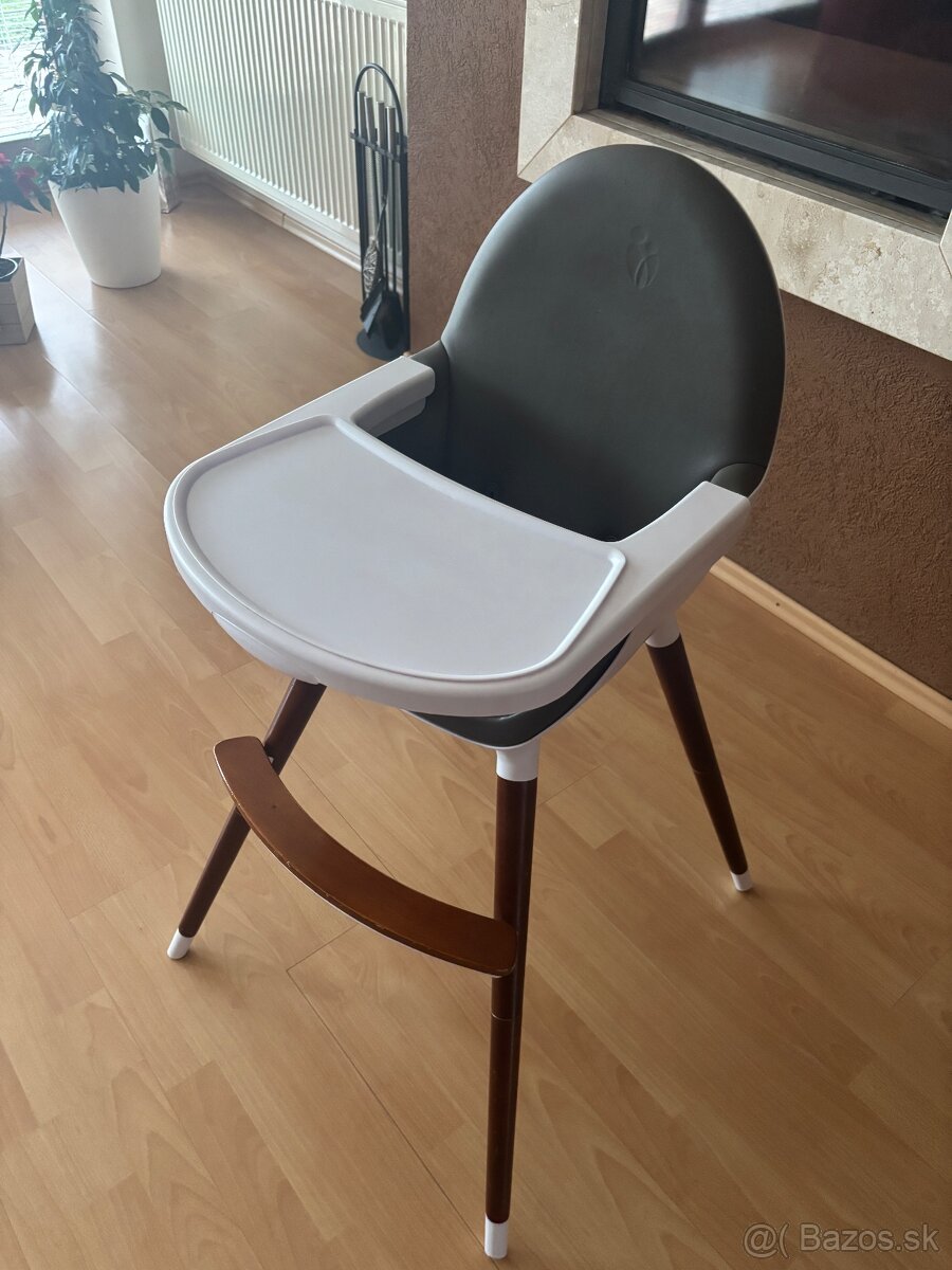 Jedalenská stolička - 2
