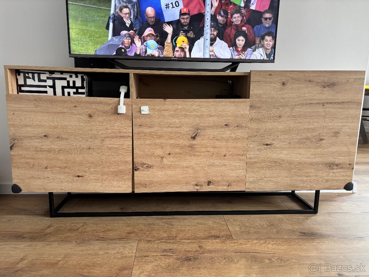 Dizajnova komoda - dub artisan - 2