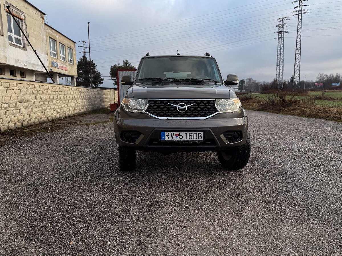 UAZ Patriot - 2