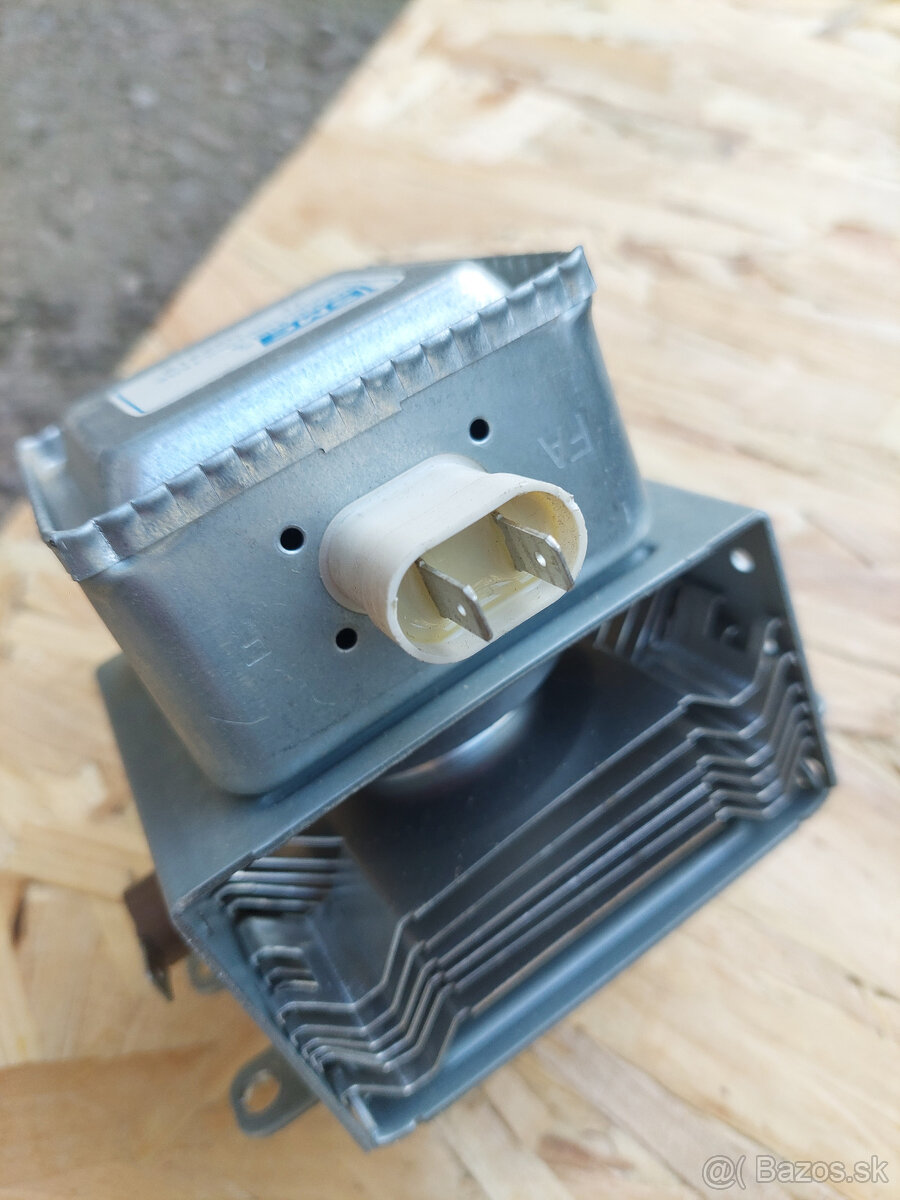 magnetron SMC 2M240E (HS) .5 - 2