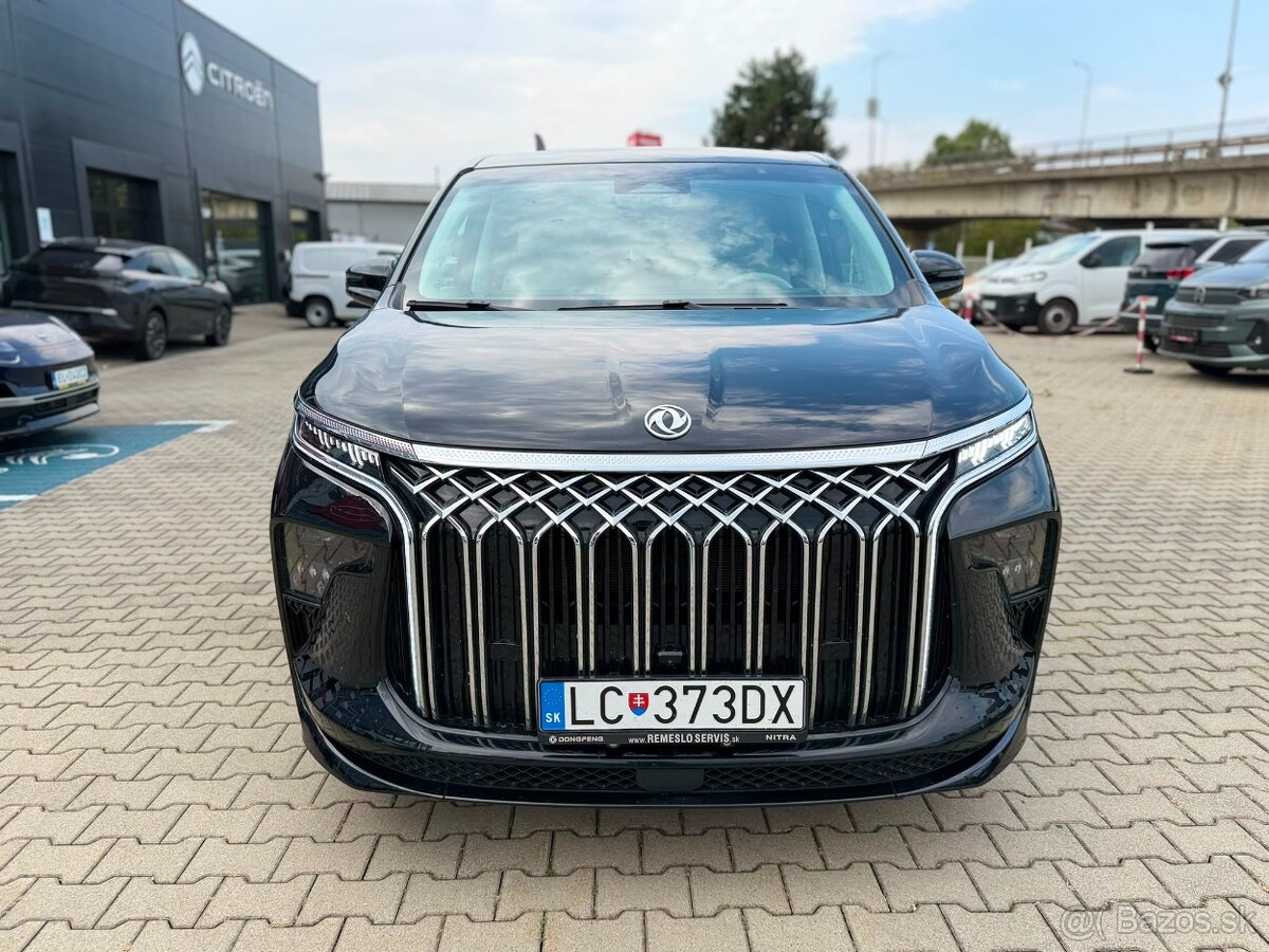 Forthing U-Tour V9 HEV Exclusive - 2