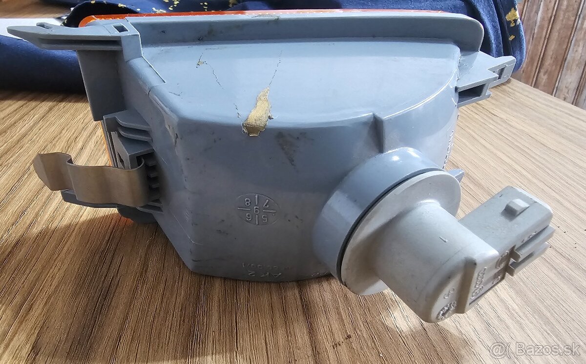 Predná pravá smerovka Volkswagen GOLF MK3 - 2