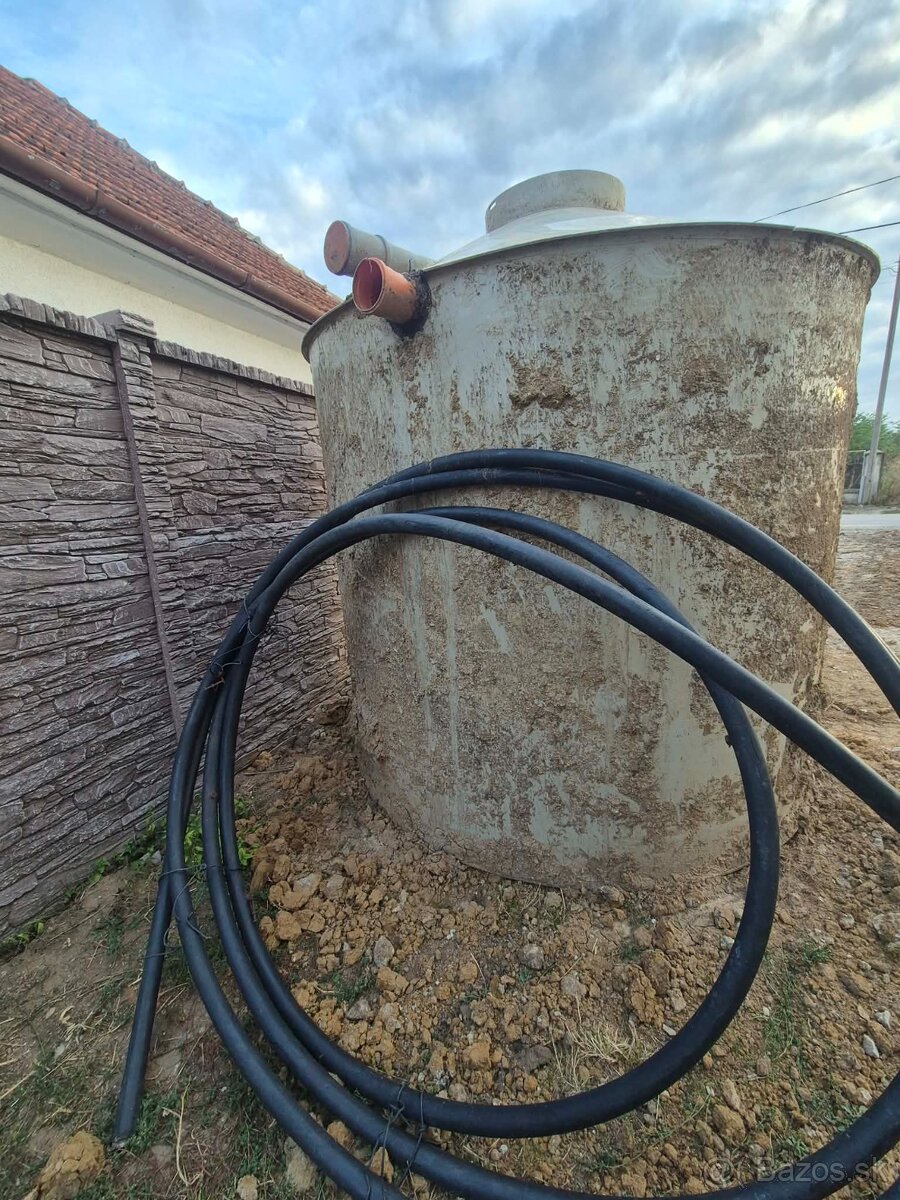 Plastová vodomerná šachta 10 m3 - 2