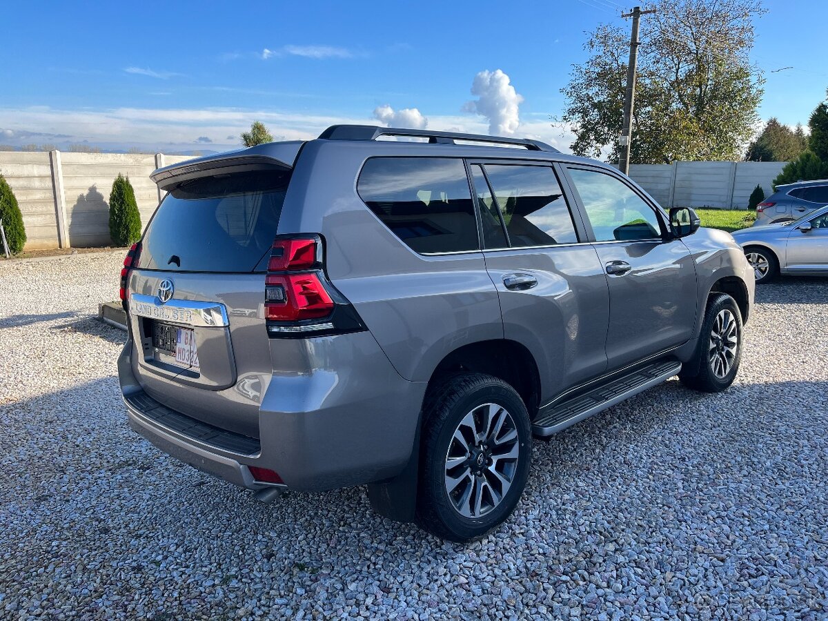 TOYOTA LAND CRUISER - 2.8l,4x4, 204k, Automat, V ZÁRUKE