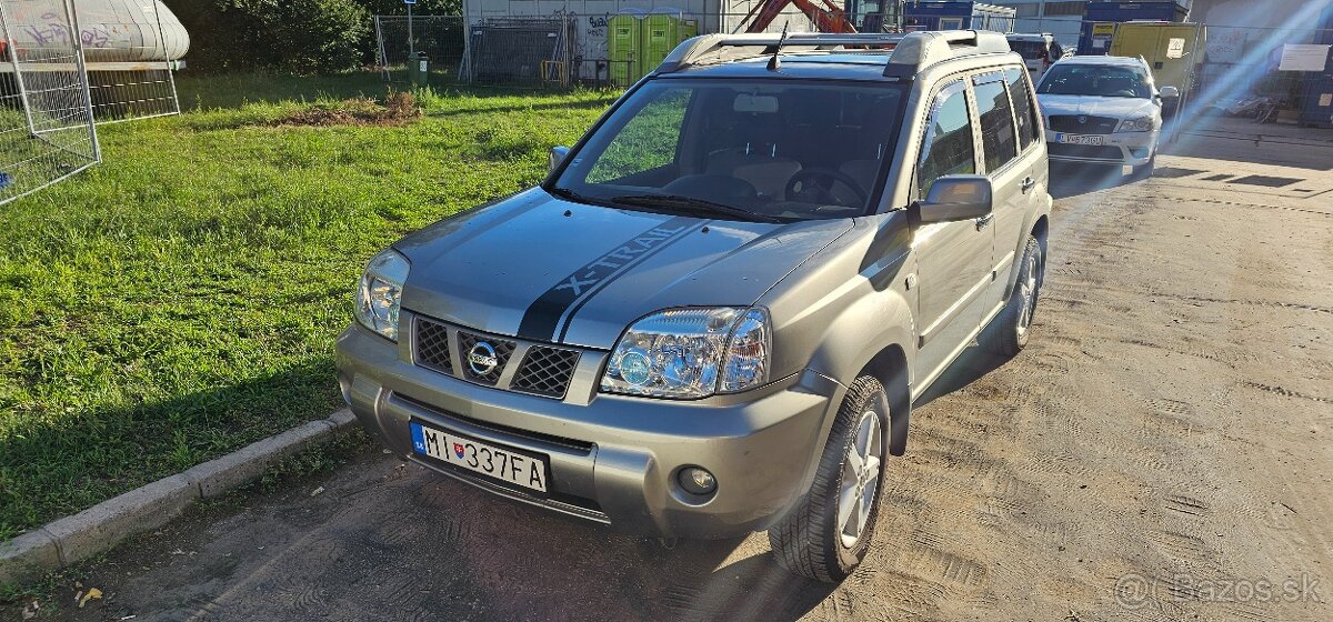 Nissan X-Trail 2.2 dCi bez hrdze - 2