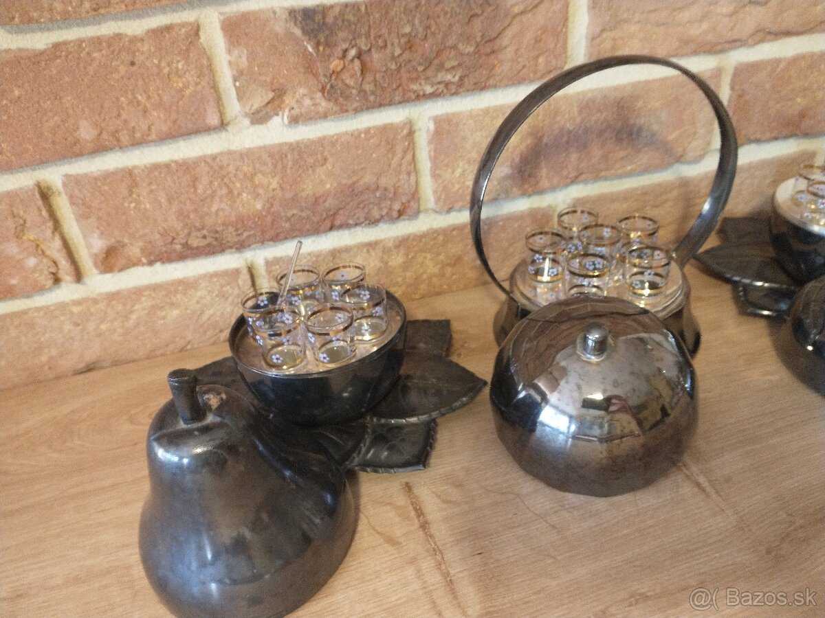 alpaka, sandrik, štamperlíky, jablko, hruška, žehlička - 2