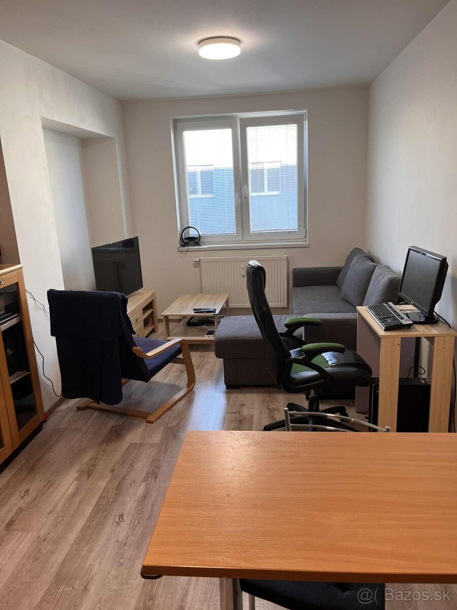 2-izbový byt pri Rooseveltovej nemocnici – Banská Bystrica - 2