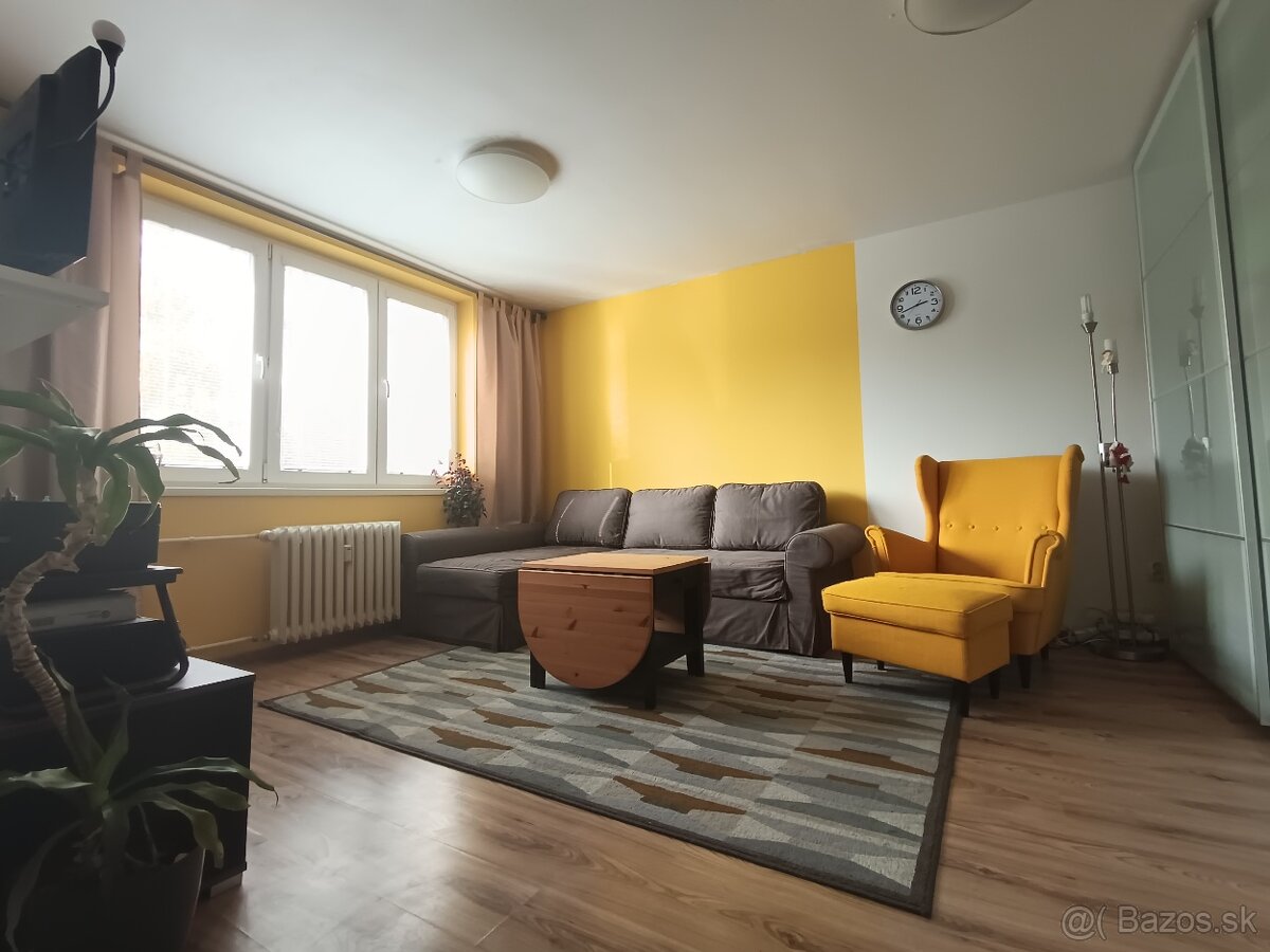 3 IZBOVÝ BYT TRENČÍN NA PREDAJ, SIHOŤ - 2