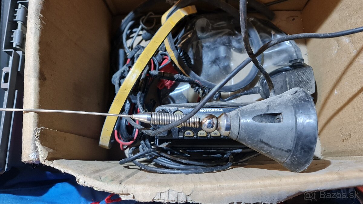 Vysielačka Motorola cm160 - 2