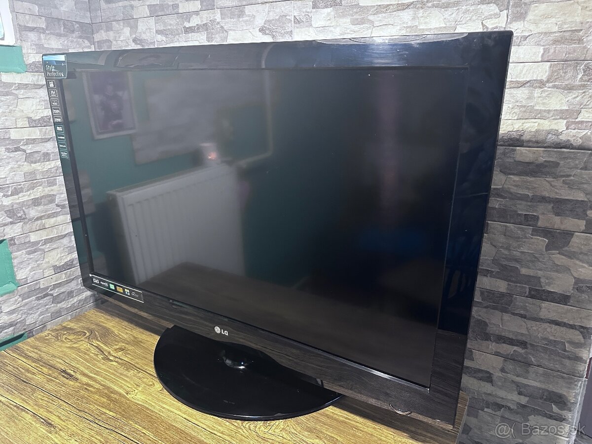 4x LCD TV (1xSony Bravia, 3xLG) - 2