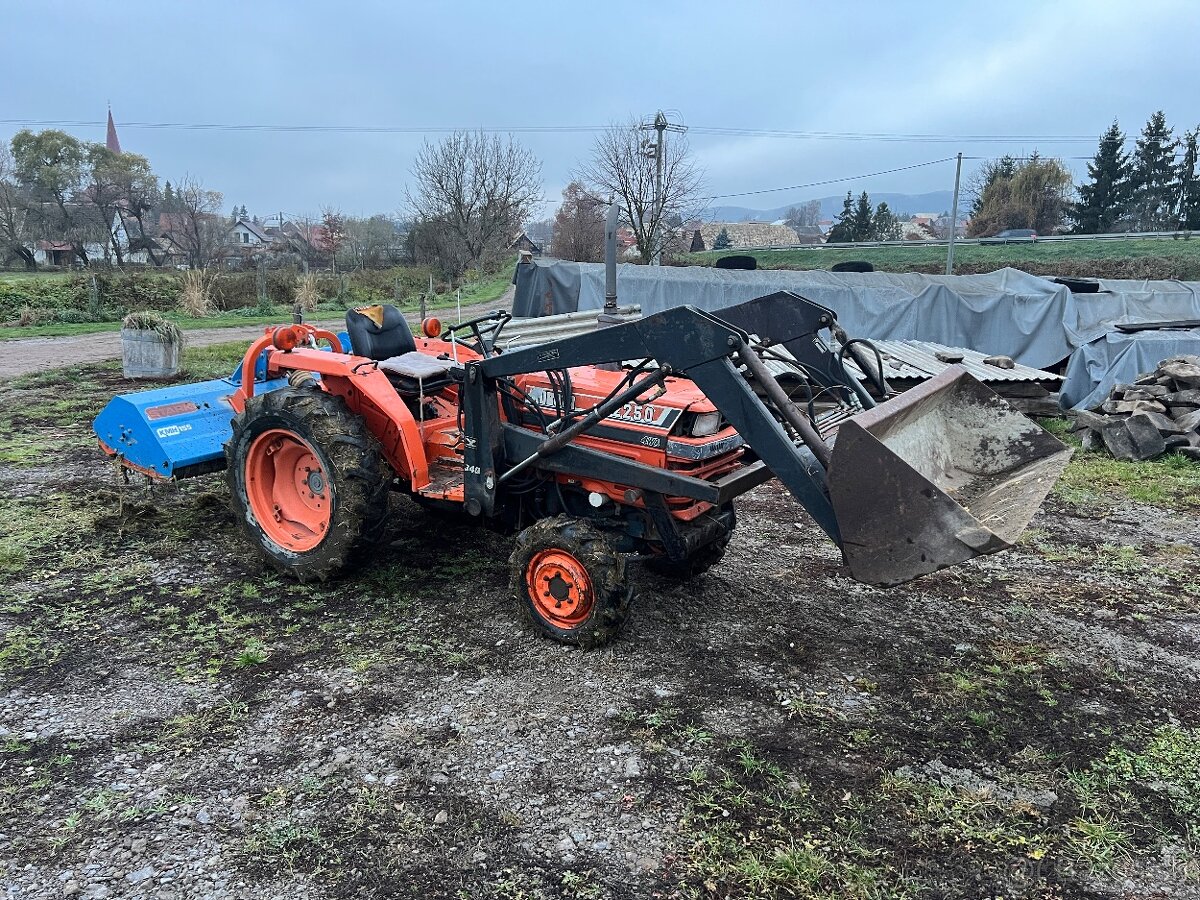 Kubota L2250 - 2