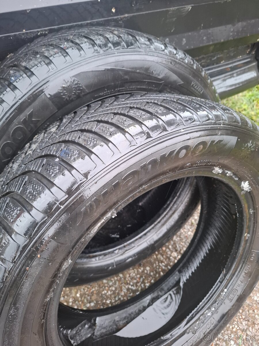 Zimne pneumatiky 185/60/R15 hankook - 2