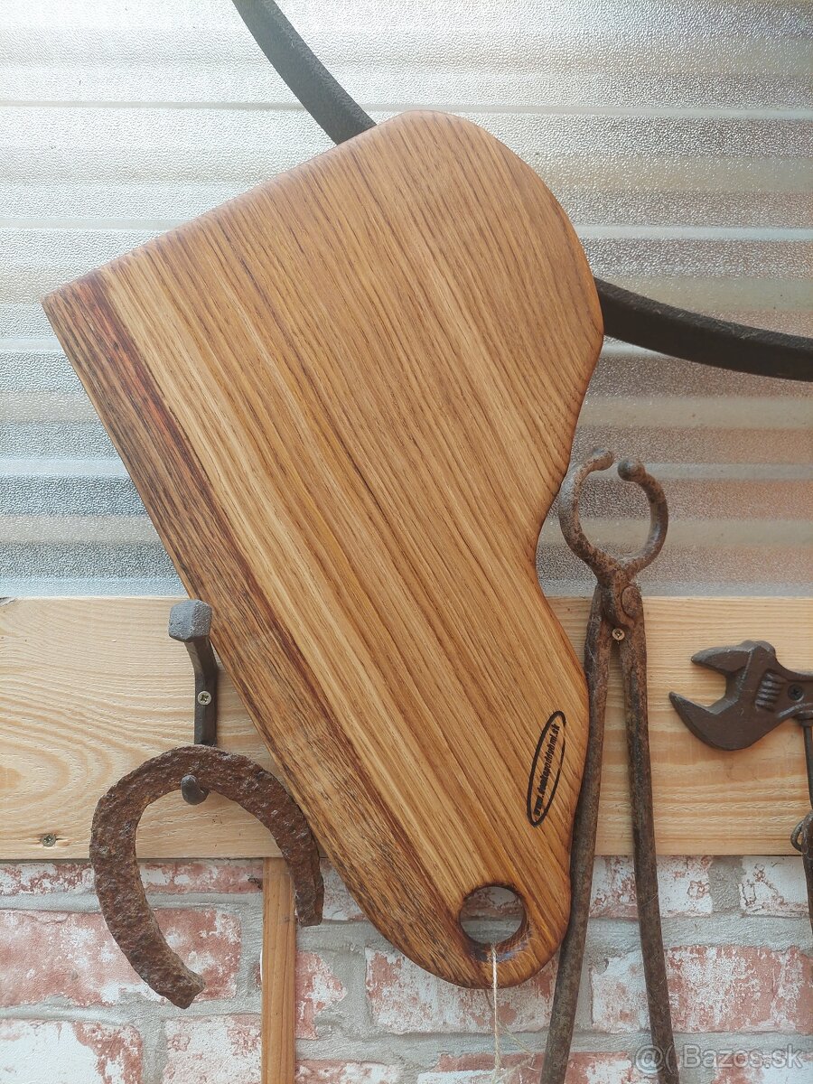 Predám dosku na krájanie / Denko, Lopár 14 /. - 2