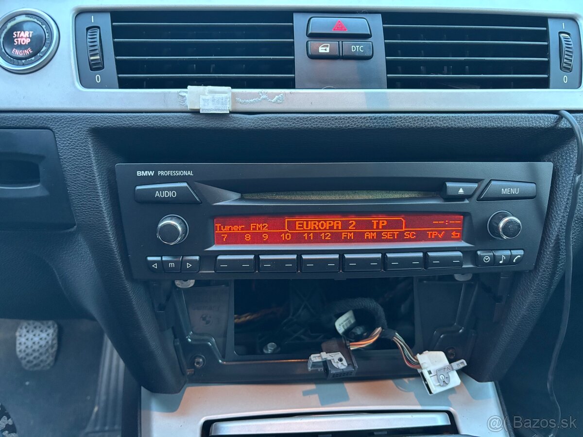 BMW e90 radio profesionál - 2