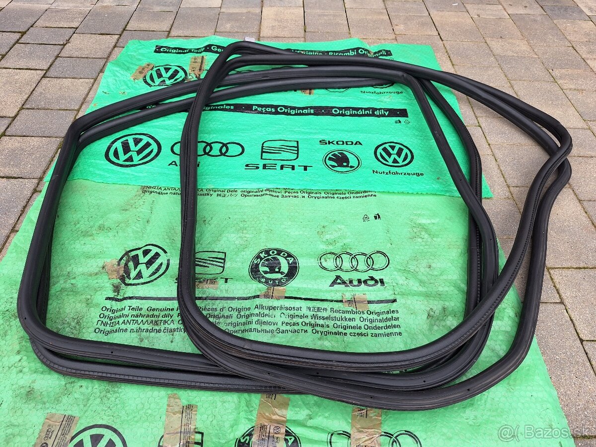 FABIA 1 RS Tesnenia dverí - 2