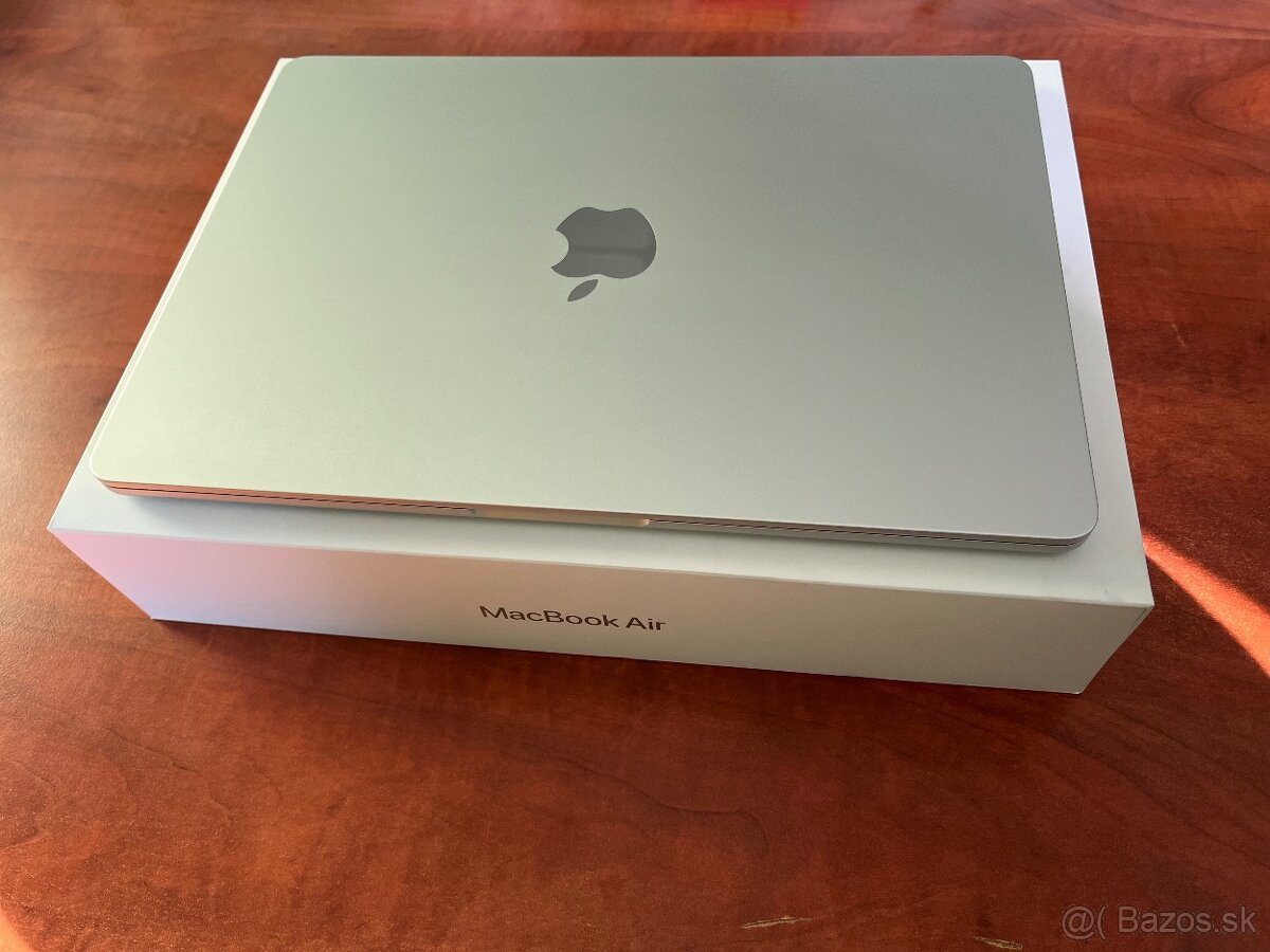 MacBook air 13,3” M3 16GB/256GB - 2