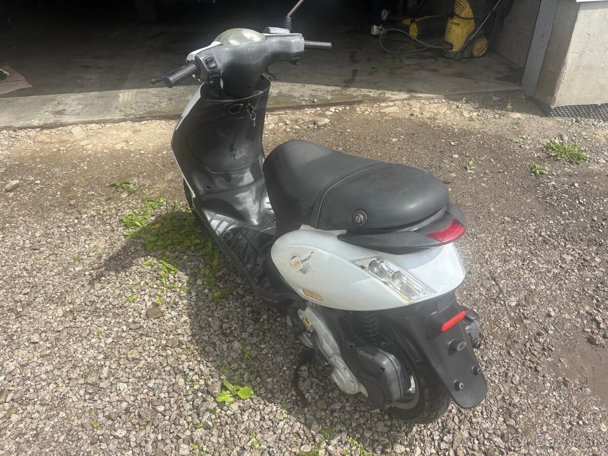 Piaggio zip 50 4t - 2