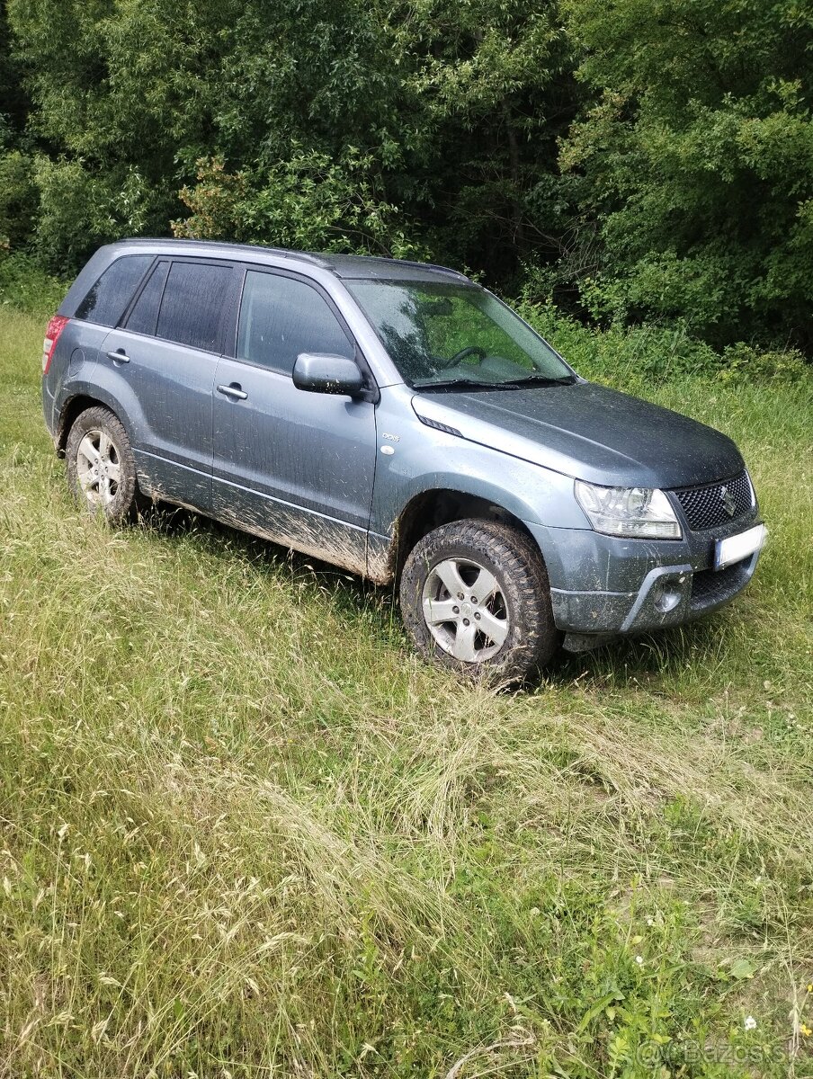 Suzuki Grand Vitara - 2