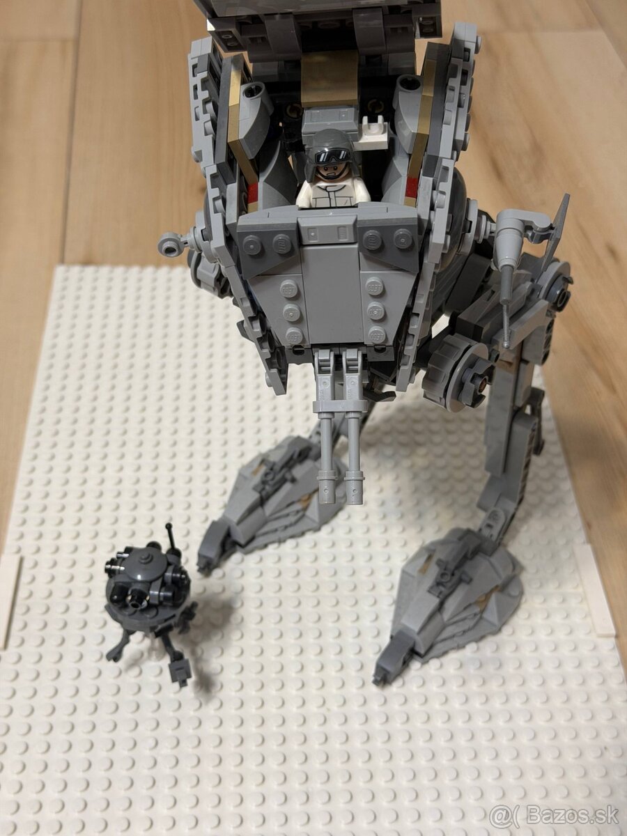 LEGO Star Wars Hoth AT-ST 75322 - 2