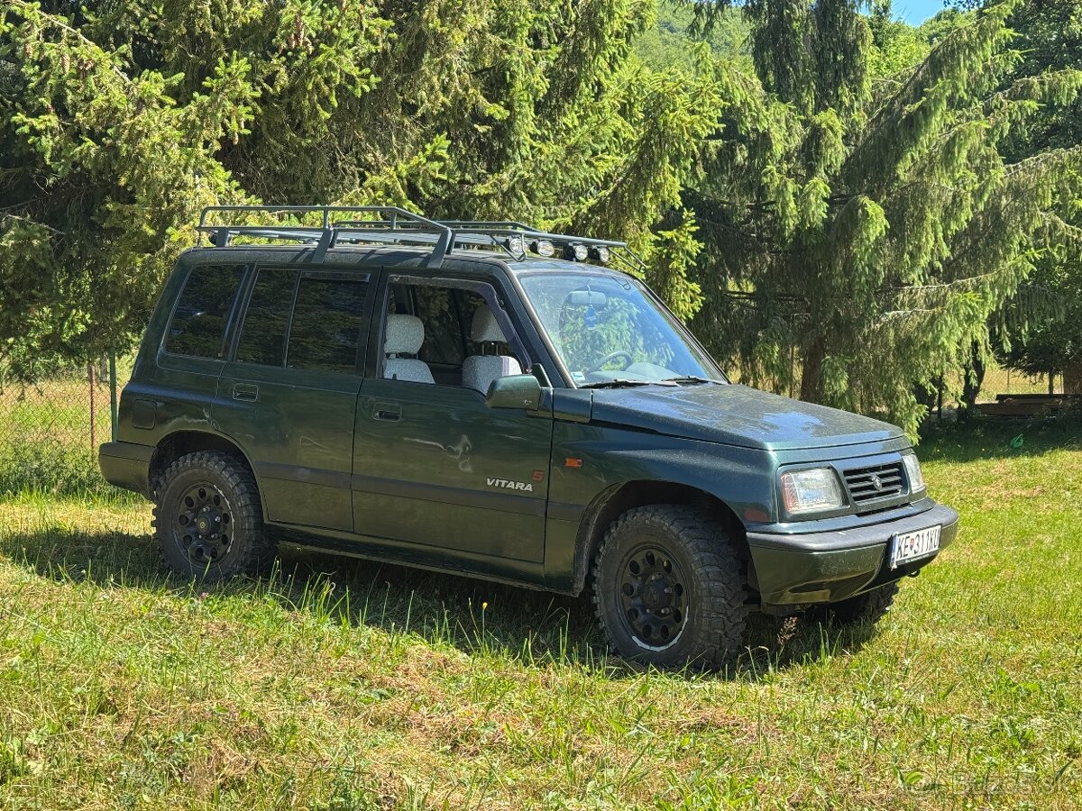 Suzuki Vitara 5 (4X4)