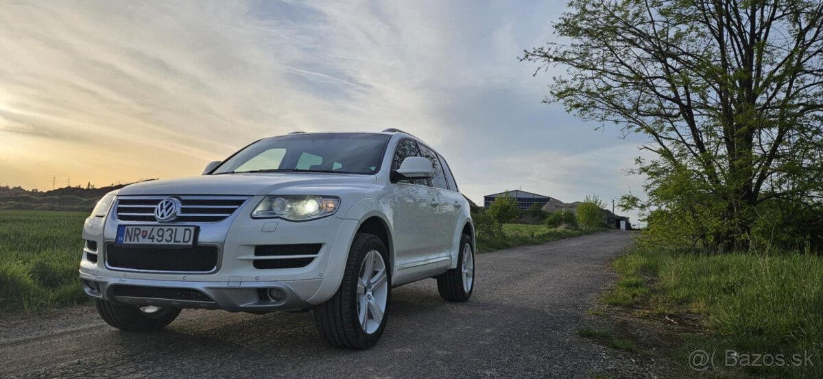 VW Touareg 3.0 TDI INDIVIDUAL 176 kW - 2