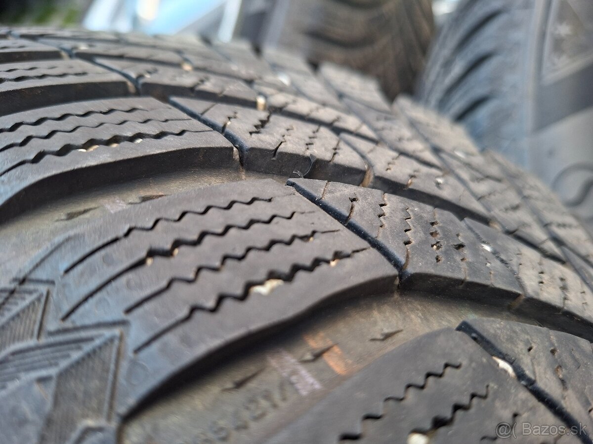 Zimné pneumatiky 195/60 r16 - 2