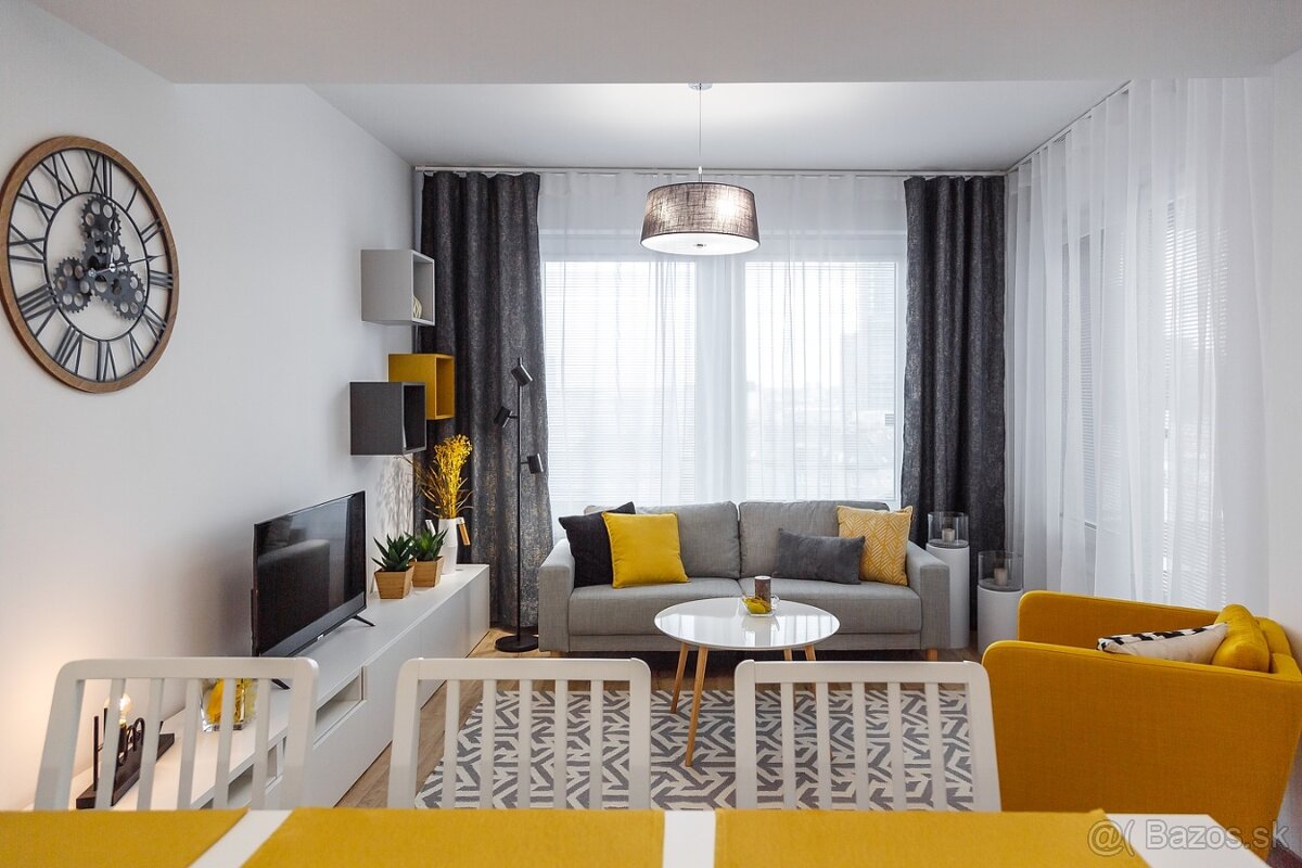 NA PREDAJ 2i BYT S BALKÓNOM, ŠANCOVA ULICA, PREMIÉRE - 2